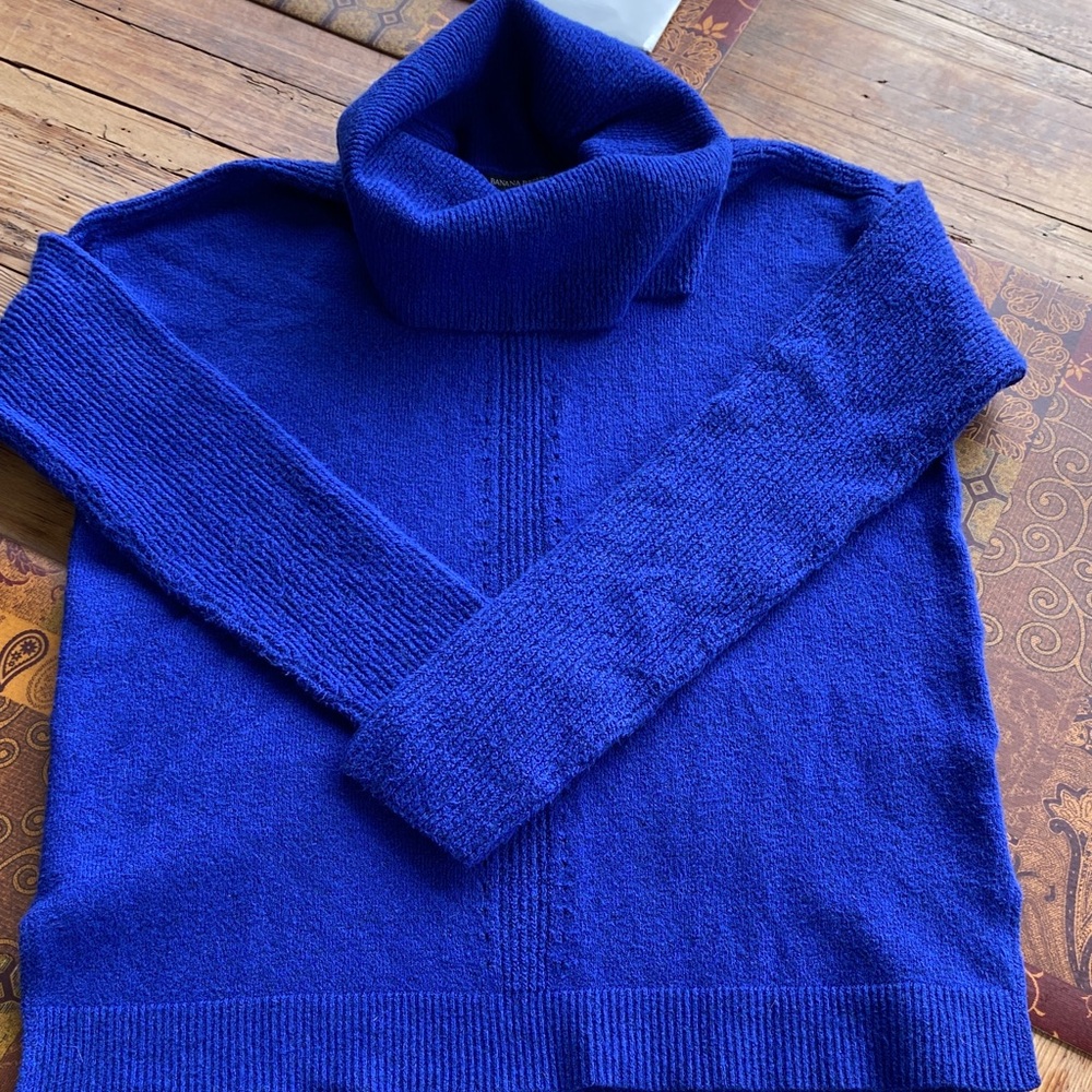 Banana Republic Women's Royal Blue Turtleneck Sweater